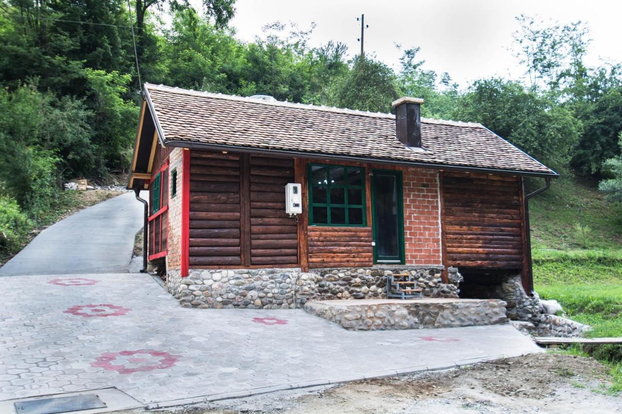 Vajat Tuk Villa Bajina Basta Exterior photo