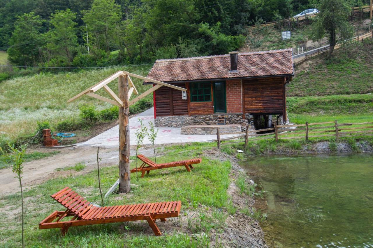Vajat Tuk Villa Bajina Basta Exterior photo
