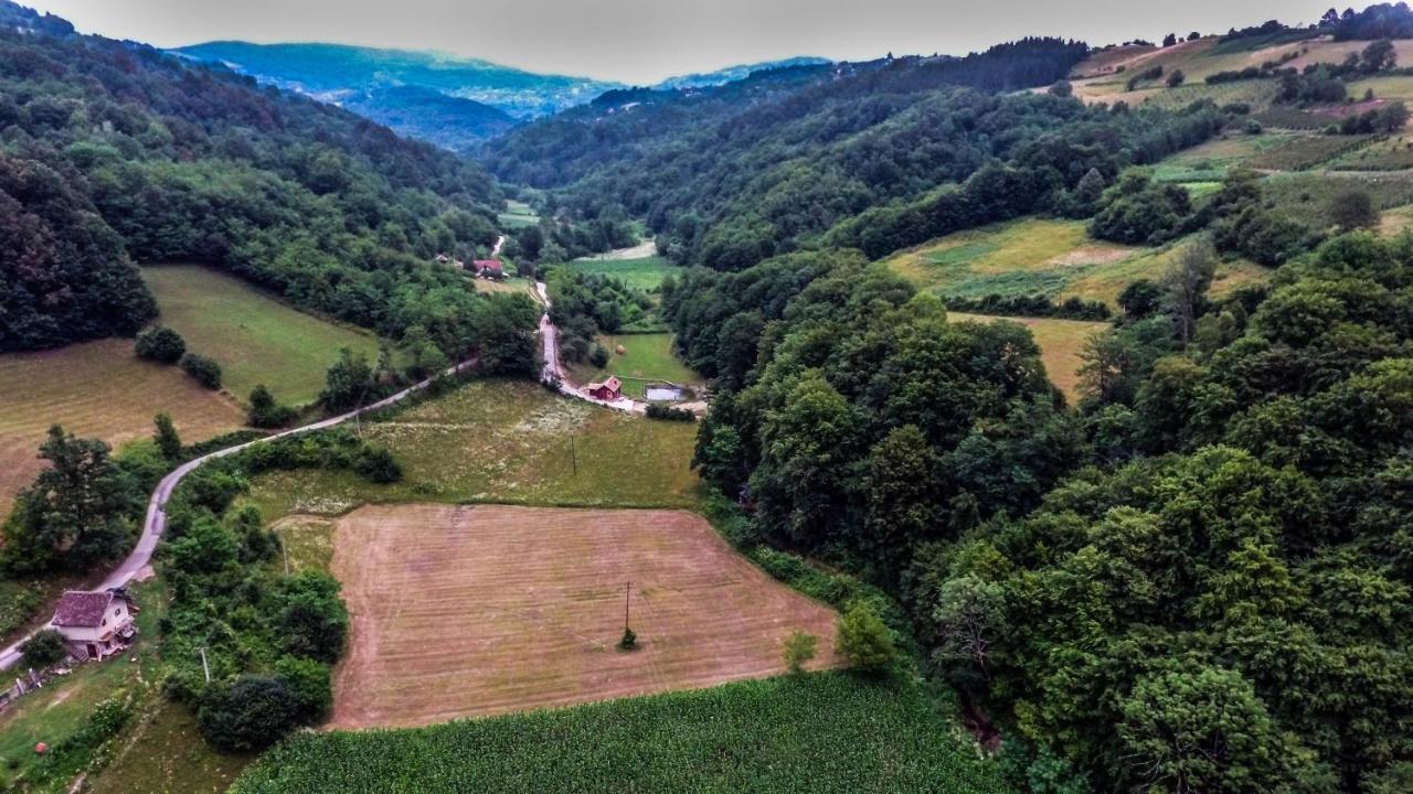 Vajat Tuk Villa Bajina Basta Exterior photo