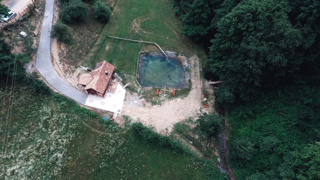 Vajat Tuk Villa Bajina Basta Exterior photo
