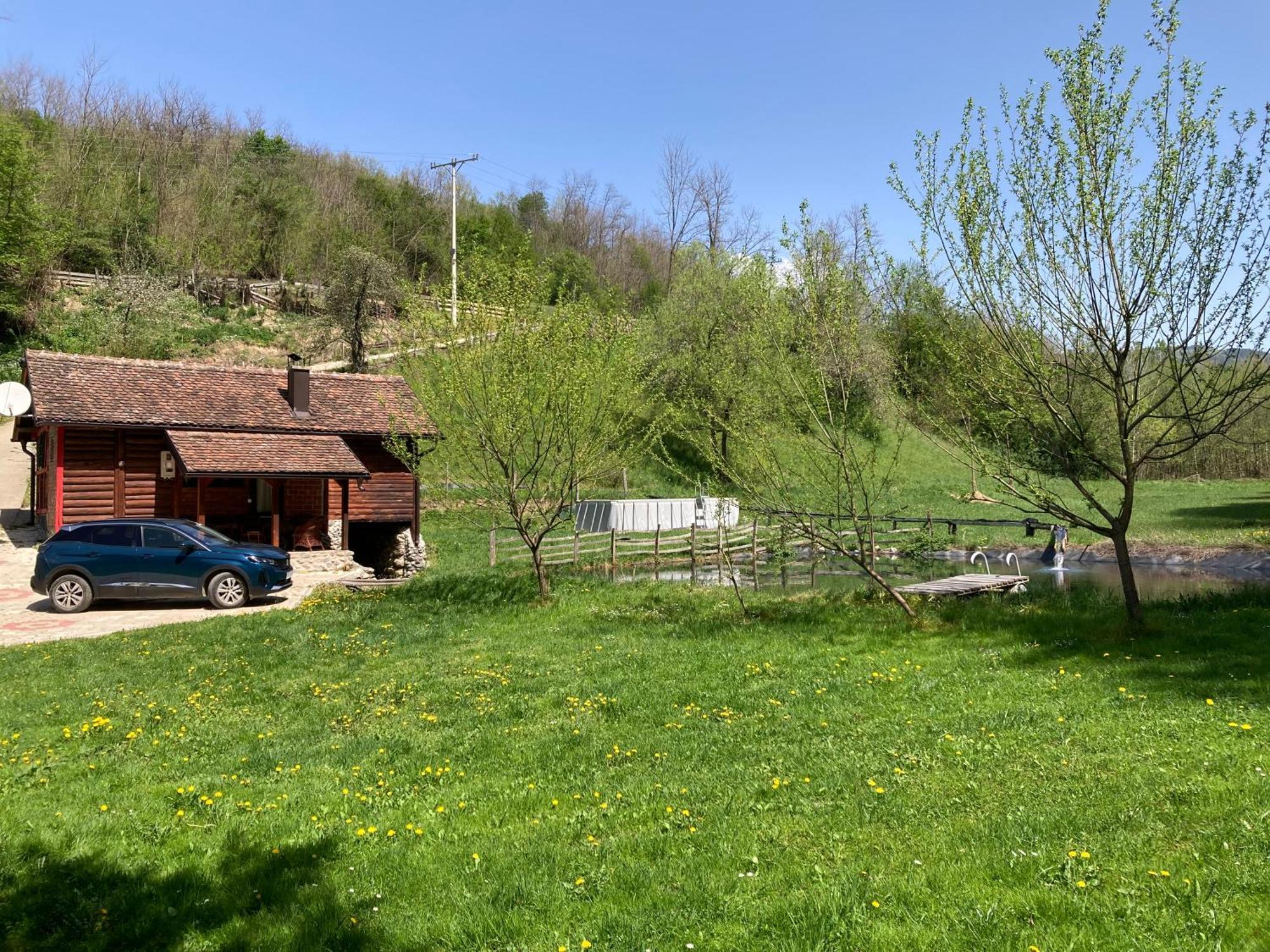 Vajat Tuk Villa Bajina Basta Exterior photo